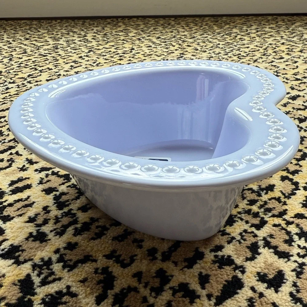 Lavendar heart cookware (1.25 cup) (NWT) - Picture 6 of 8